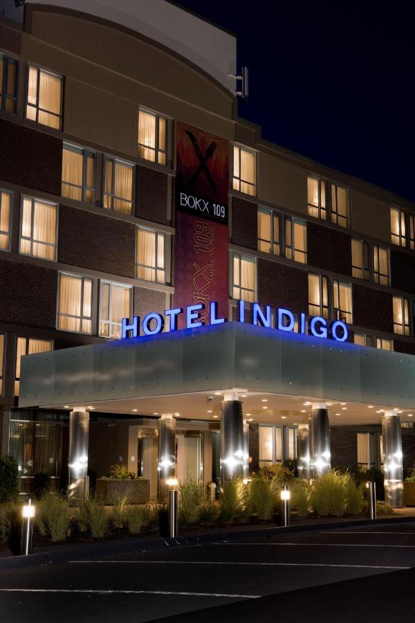 Hotel Indigo Boston - Newton Riverside Eksteriør billede