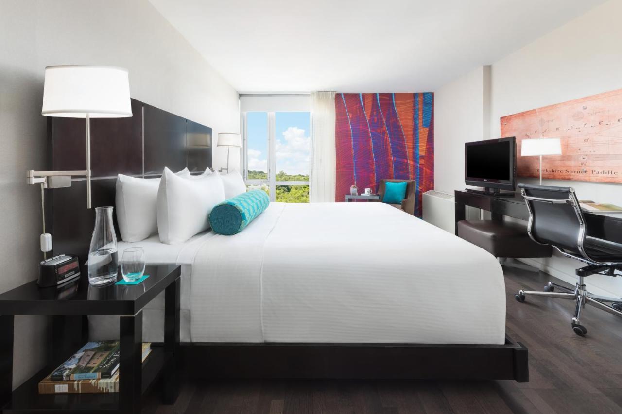 Hotel Indigo Boston - Newton Riverside Værelse billede
